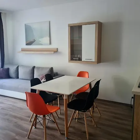 Апартаменты Lelle Riviera *